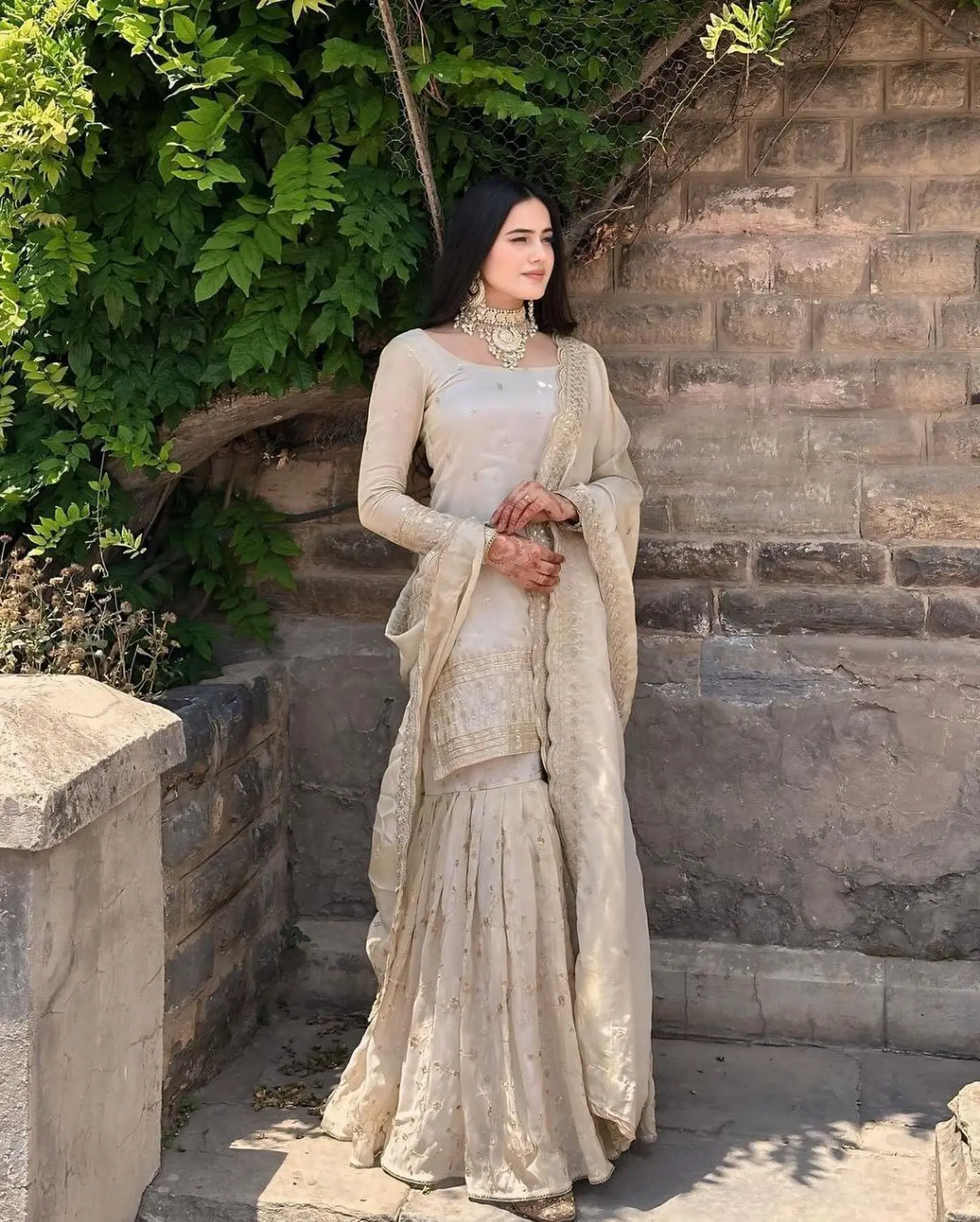 ghararas outfit ideas for sister's wedding