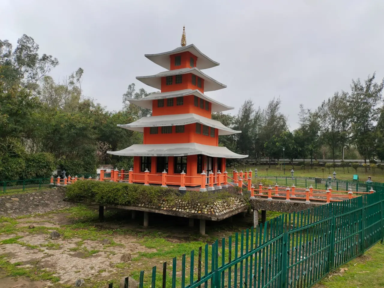 Japanese garden in chandigarh for pre wedding shoot